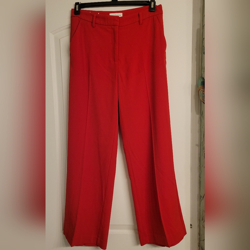 Gibson & Latimer Size 8Woven High Rise Pleated Front Wide Leg Trousers